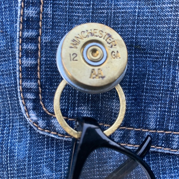EYEGLASS or SUNGLASSES HOLDER Attaches to Outfit With Strong Two Part Magnets - Picture 1 of 6